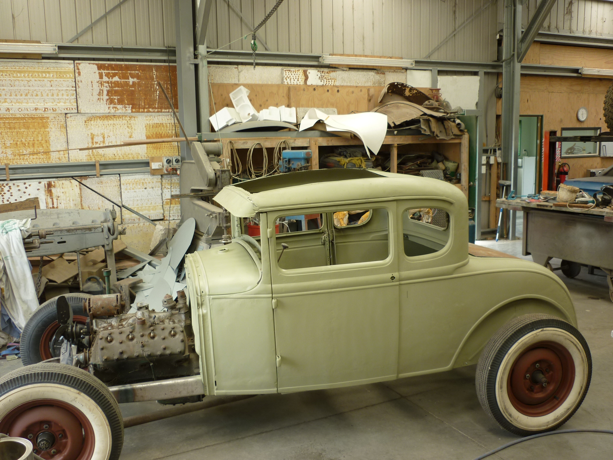 24 Country Classic Cars